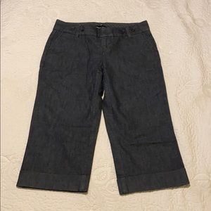 Gap dark denim straight leg stretch capris size 4